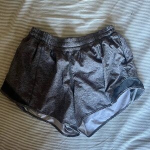 LULULEMON hotty hot short 4-inch